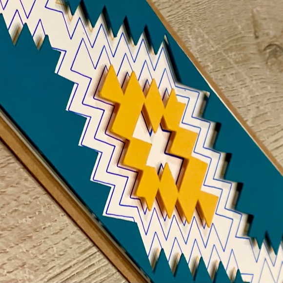 Dimensional Bookmark - Picture 2 of 3